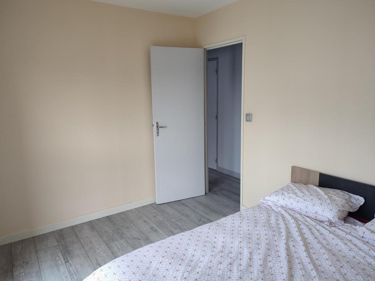 Grand Et Superbe Appartement Proche Paris Creil Exterior foto