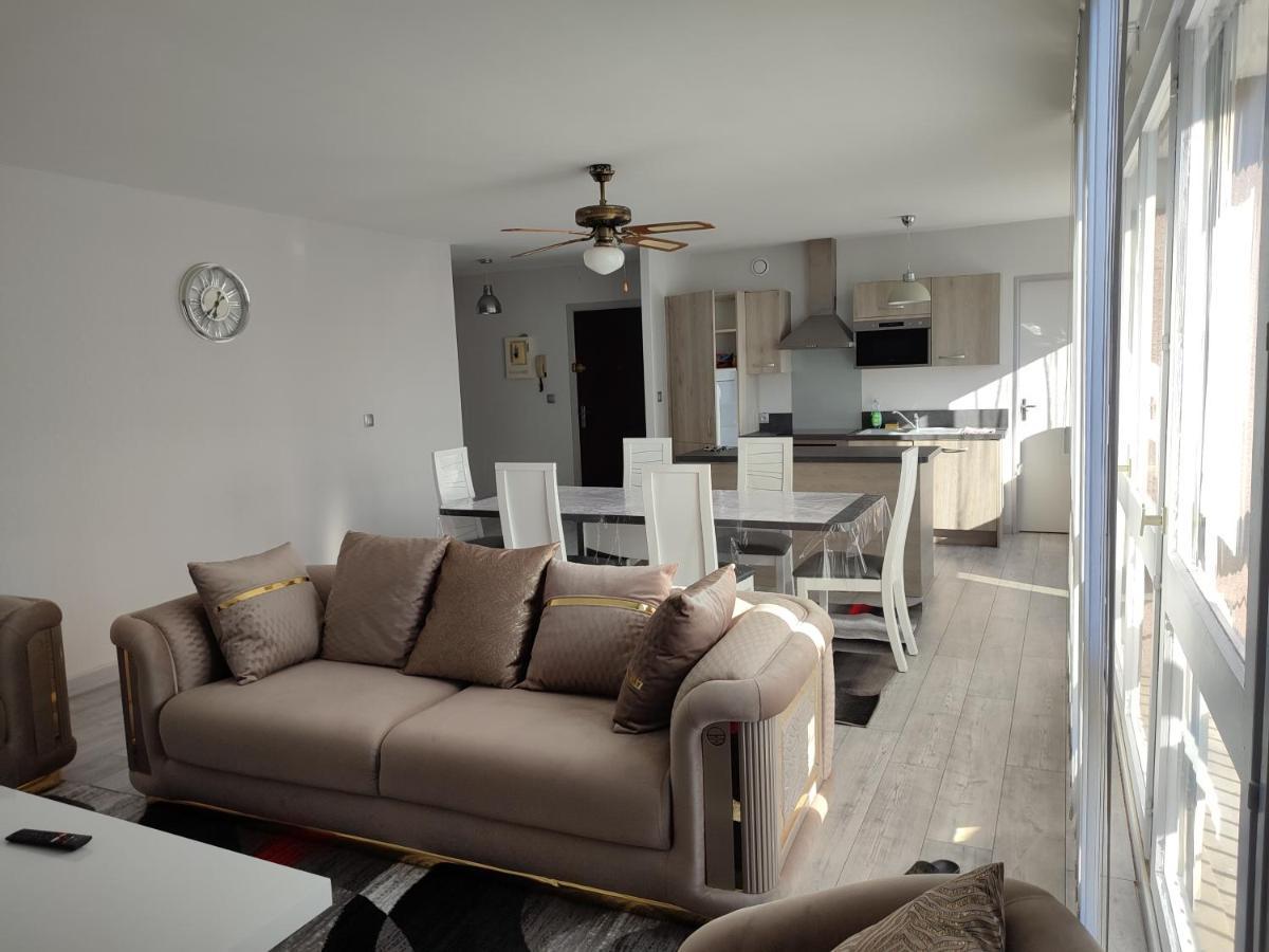 Grand Et Superbe Appartement Proche Paris Creil Exterior foto